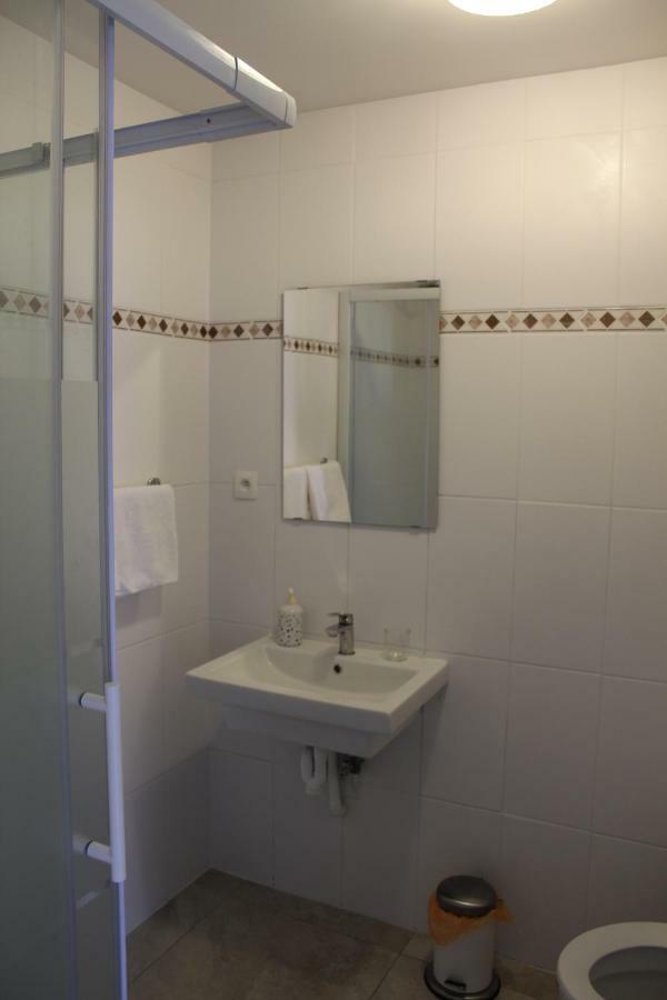 Motel Logie Rotem Dilsen-Stokkem Esterno foto